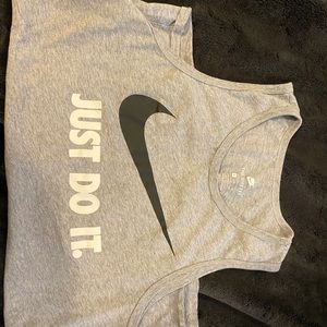 Men’s Nike tank shirt